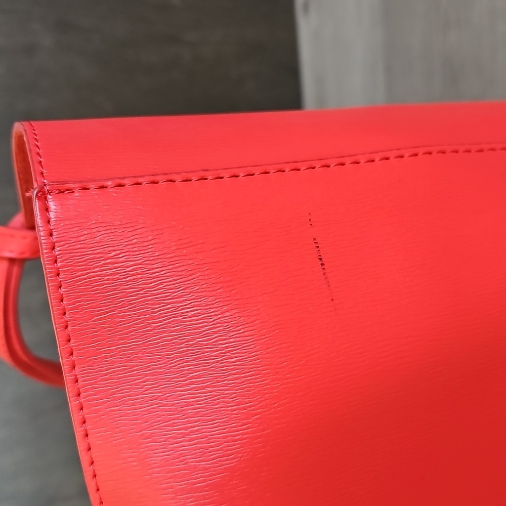 Neiman Marcus‎ Faux Leather Large Tote Bag - Picture 11 of 15